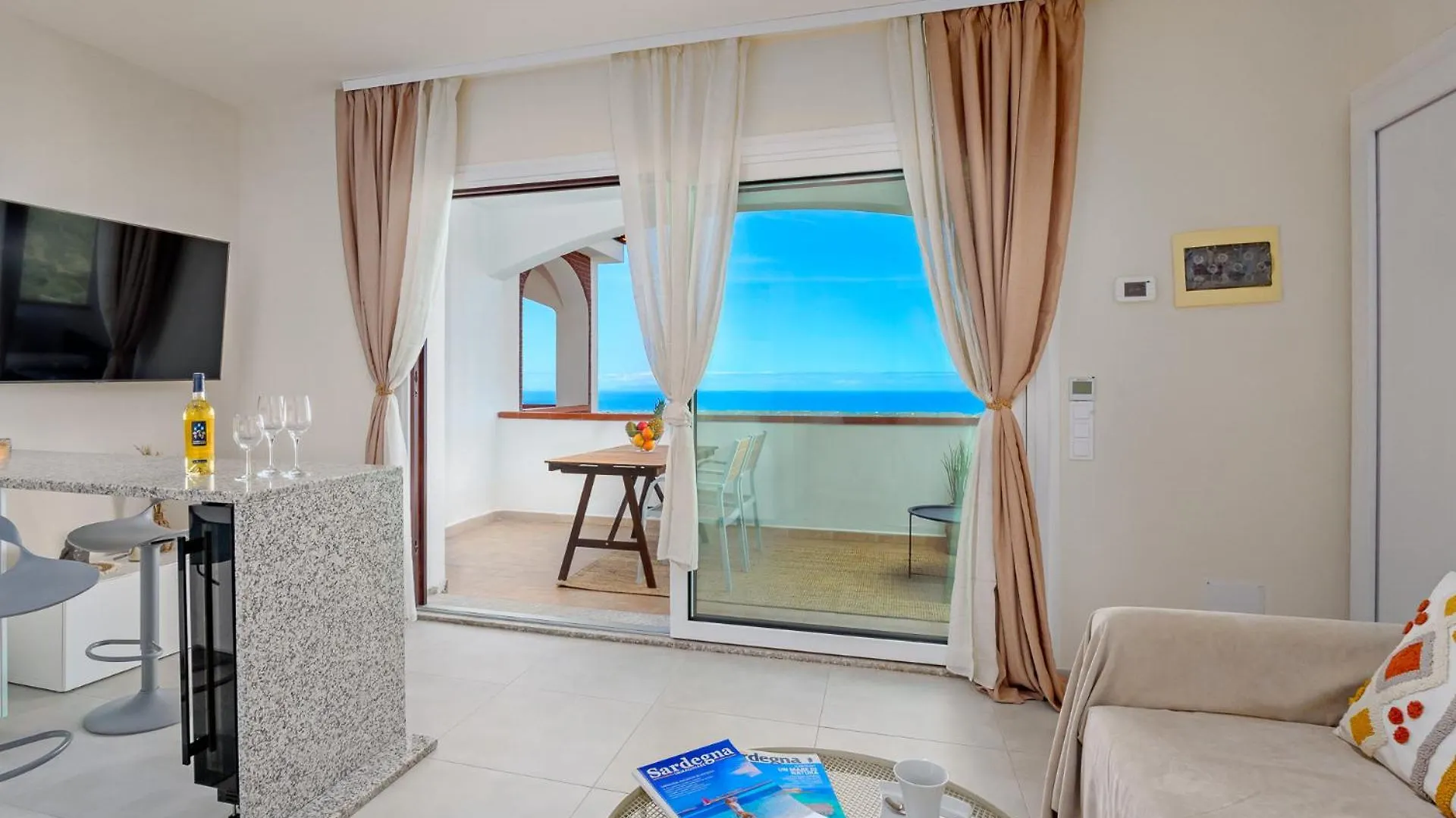 Apartment Appartamento Vista Blu In Un Residence Con Piscina A Badesi Italy