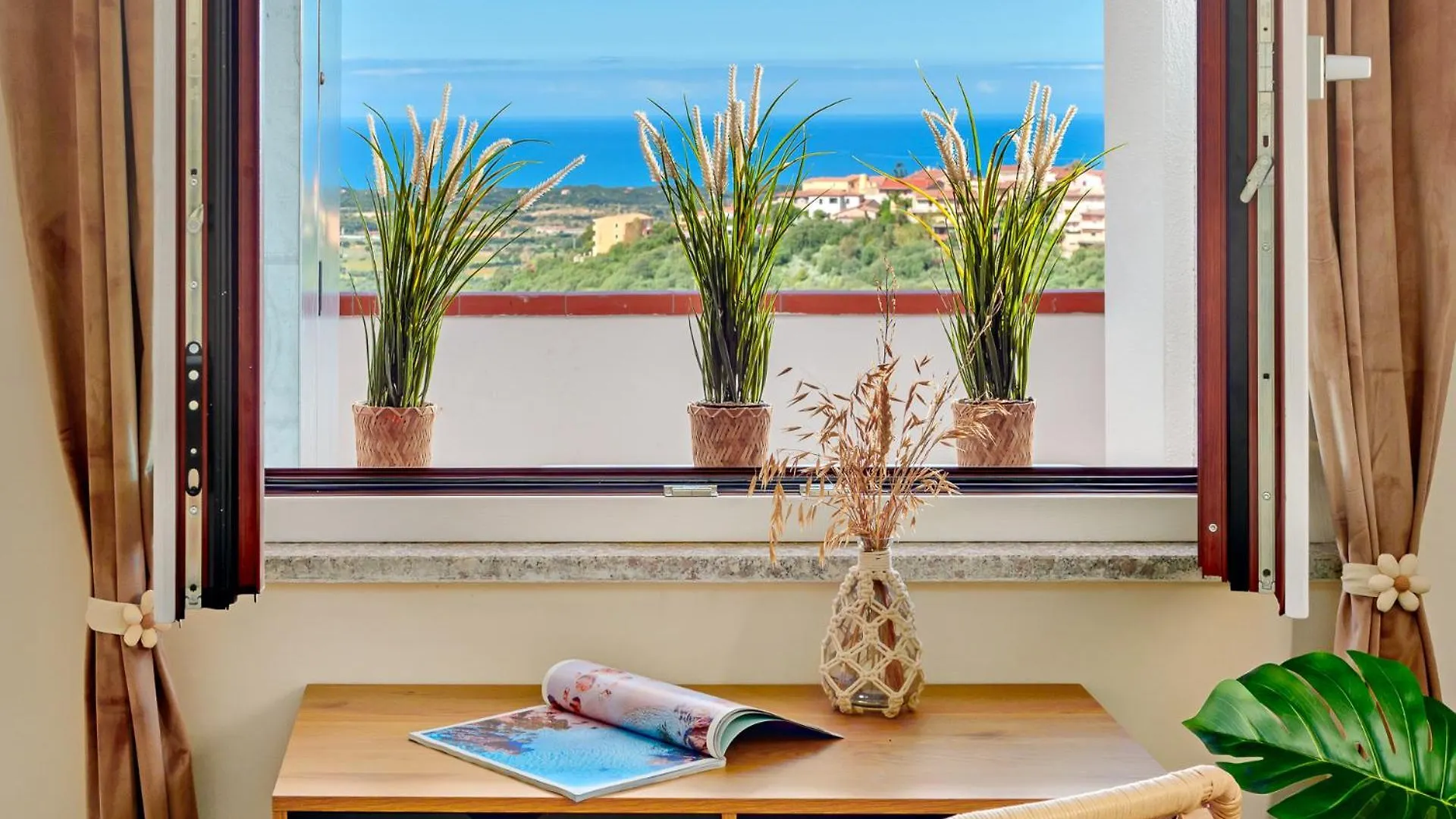 Appartamento Vista Blu In Un Residence Con Piscina A Badesi 0*,