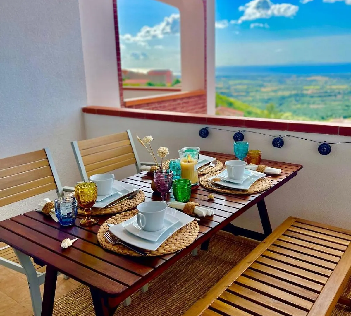 Appartamento Vista Blu In Un Residence Con Piscina A Badesi Italy